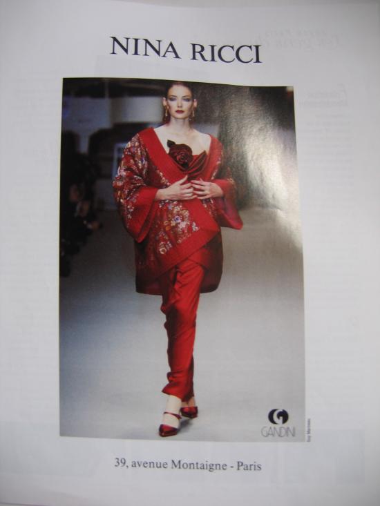 Nina RICCI - Kimono rouge